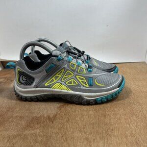 Topo Athletic Women Size 7 Running Sneakers Shoes Zero Drop All Terrain Sole